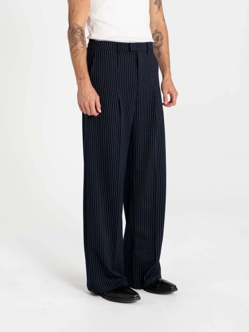 BAGGY SUIT PANTS