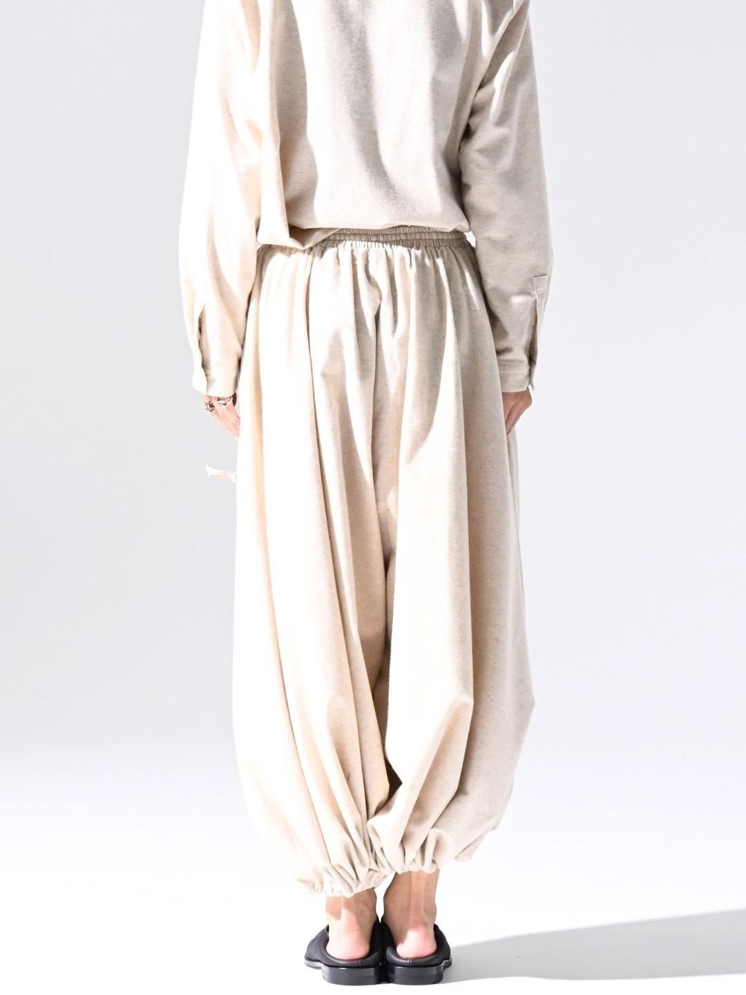 ANGORA WOOL BALLOON PANTS