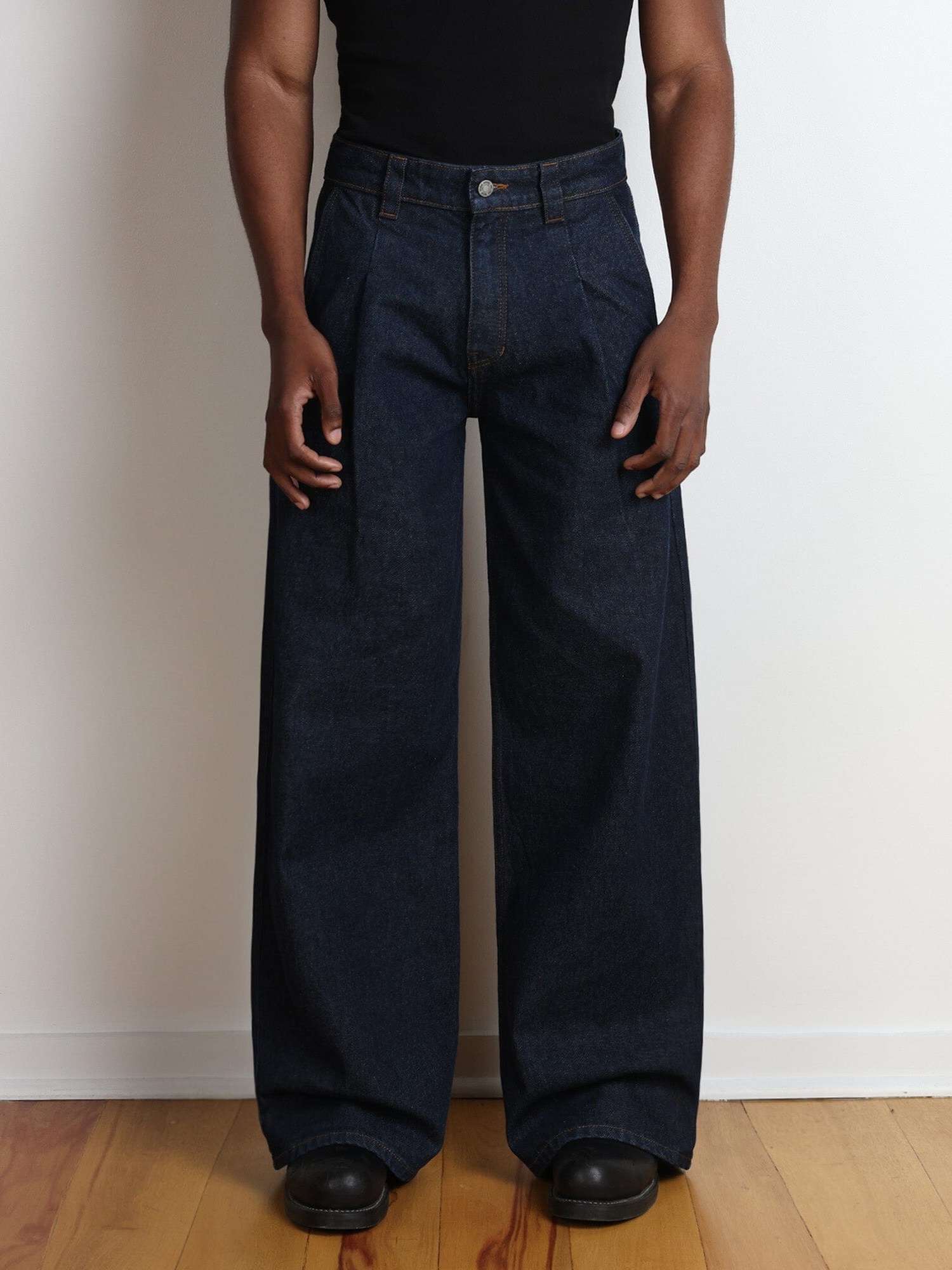 SHIBUYA PLEATED PANTS | STRAIGHT-WIDE LEG
