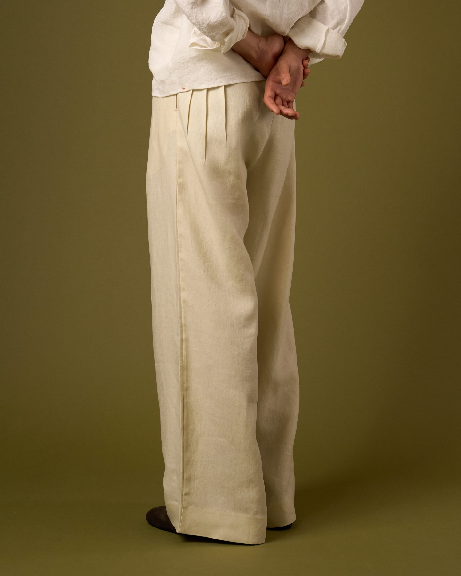LINEN PLEATED TROUSERS