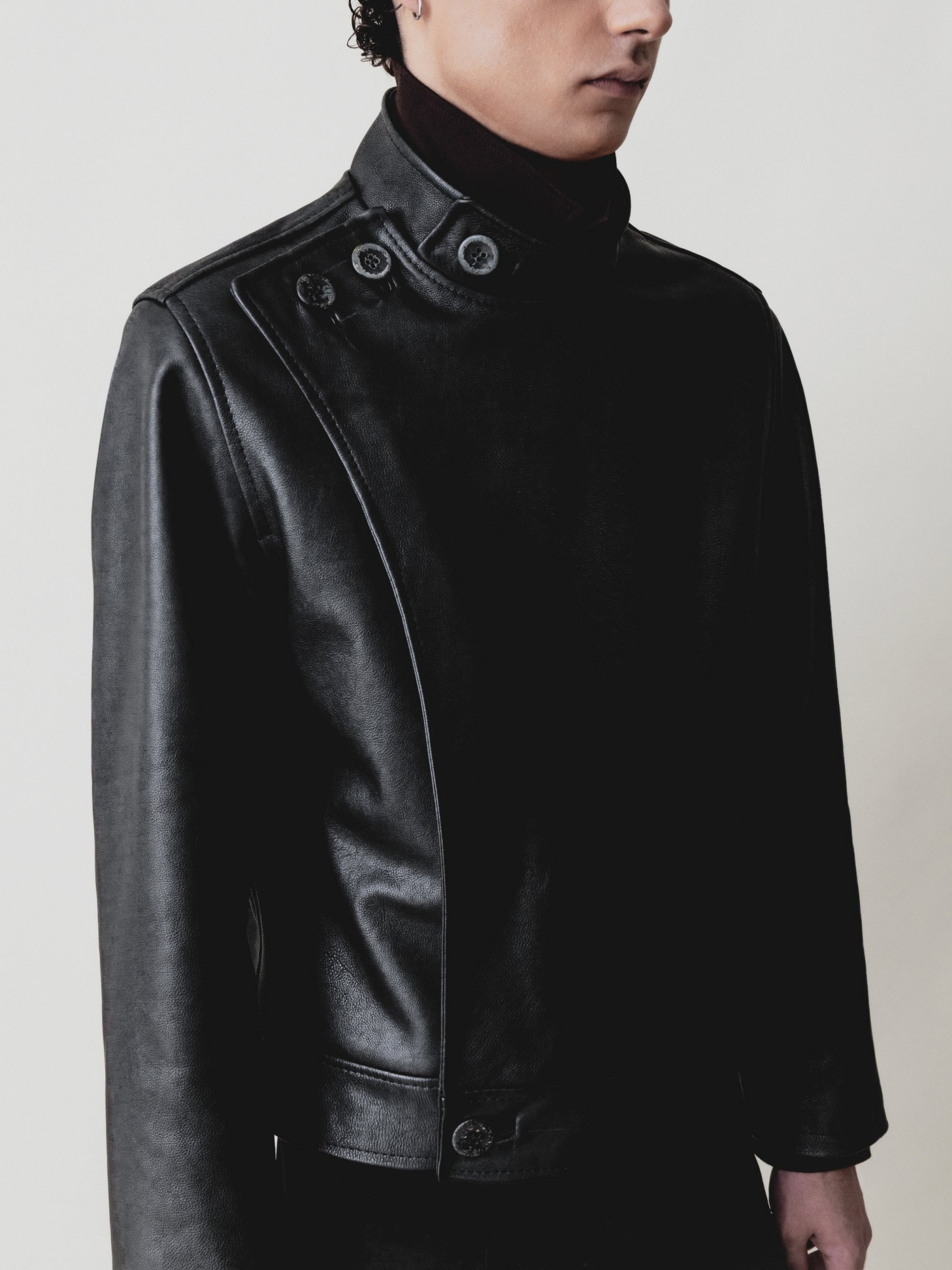 PEELED LEATHER JACKET
