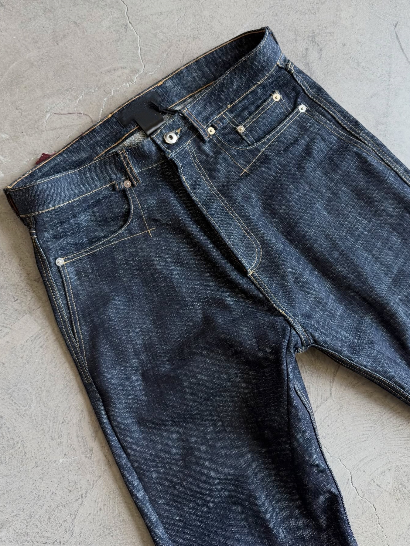 16OZ JAPANESE DENIM (SLIM STRAIGHT)