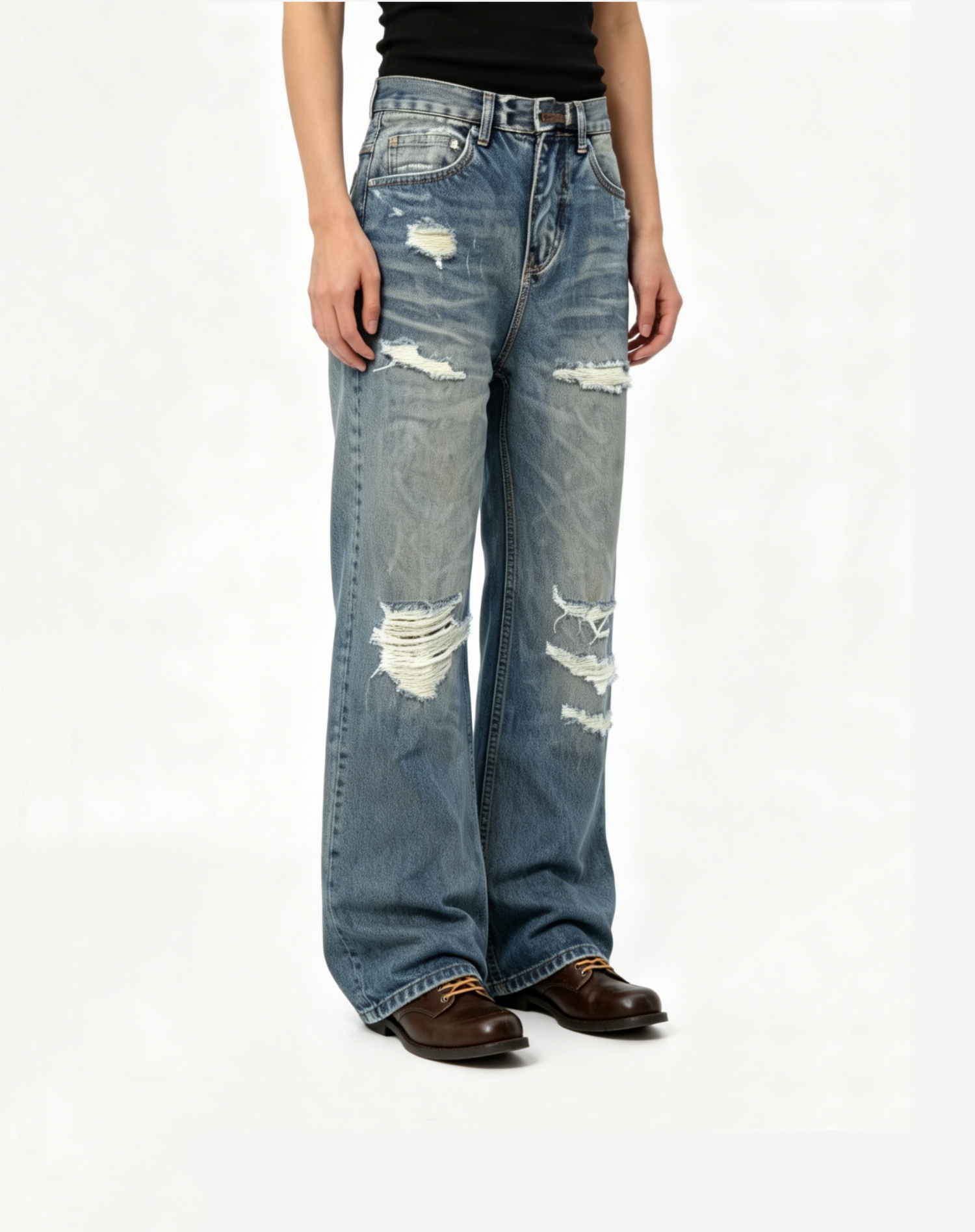 VINTAGE DISTRESSED BAGGY JEANS