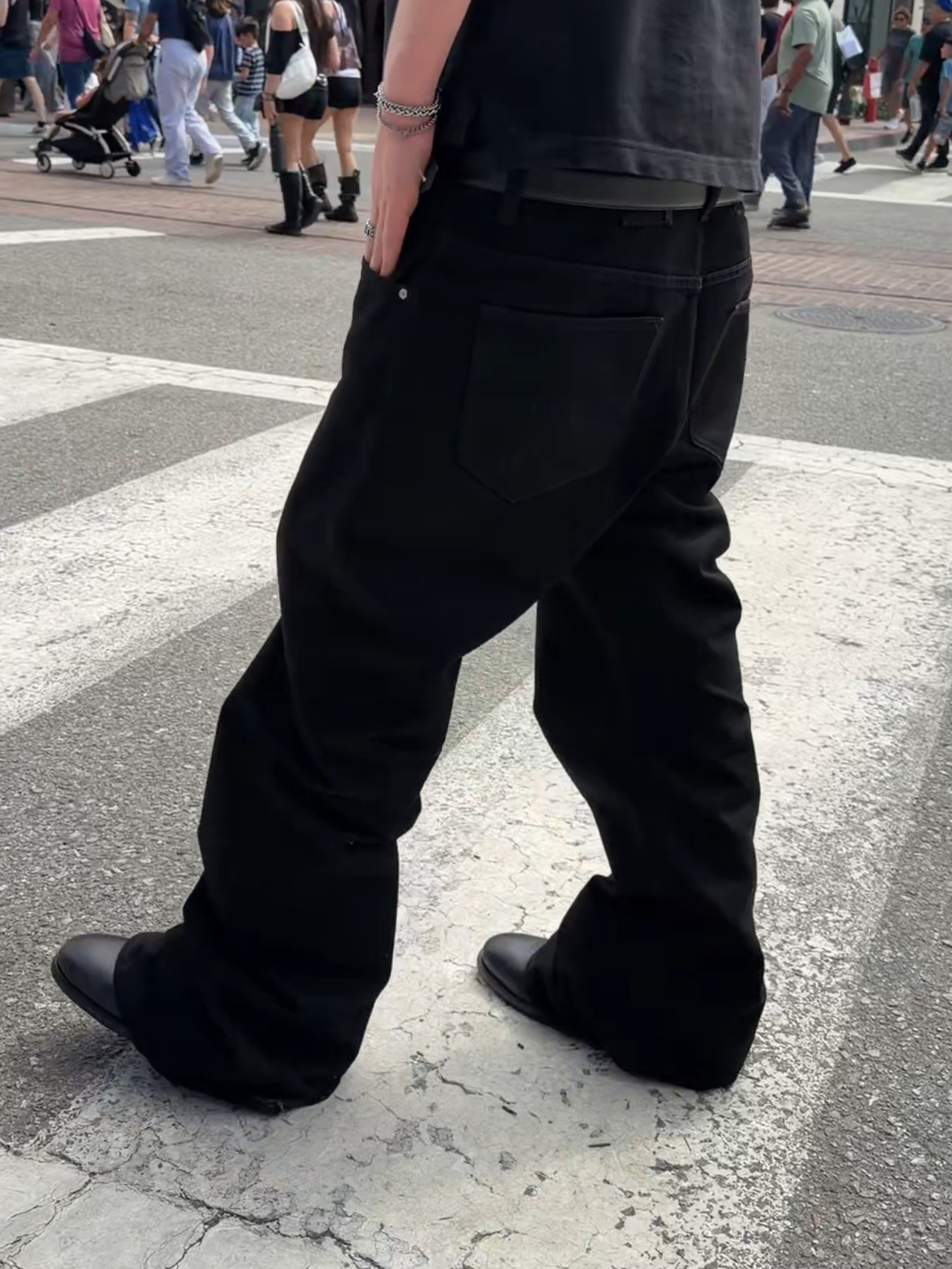 16 OZ RAW SELVEDGE BOOTCUT JEANS