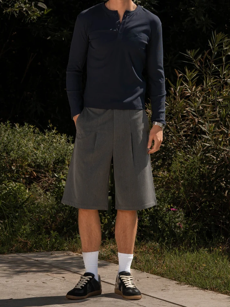 BAGGY SUIT SHORTS