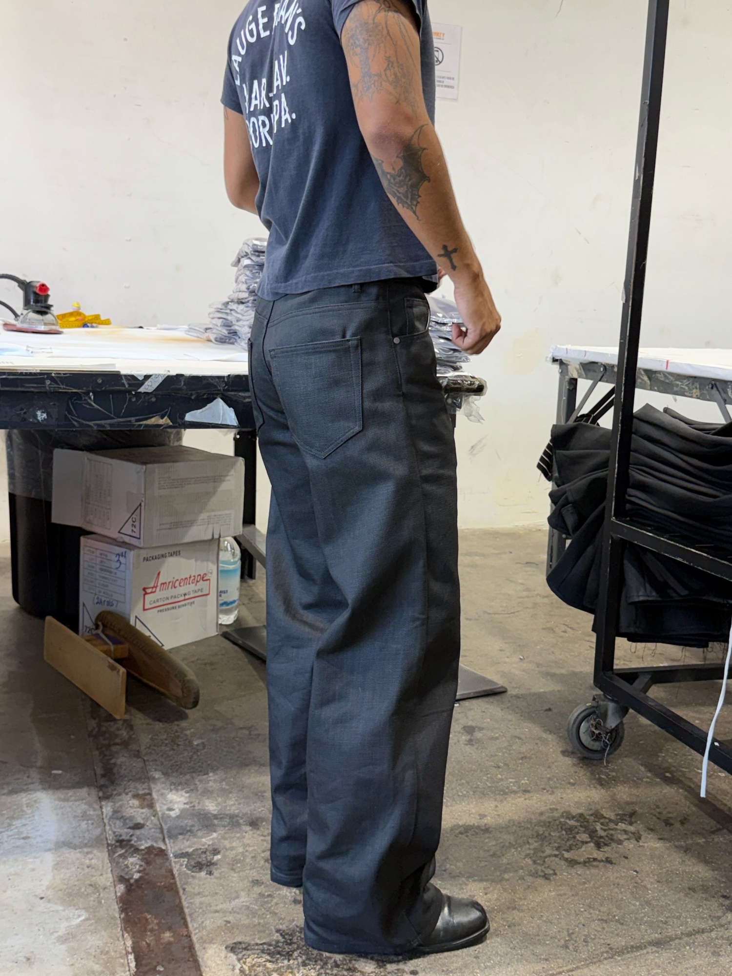 WAXED TOKYO STRAIGHT-WIDE JEANS