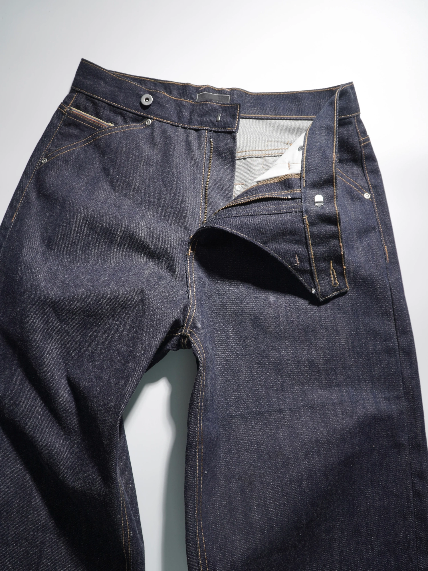 WIDE STRAIGHT SELVEDGE JEANS