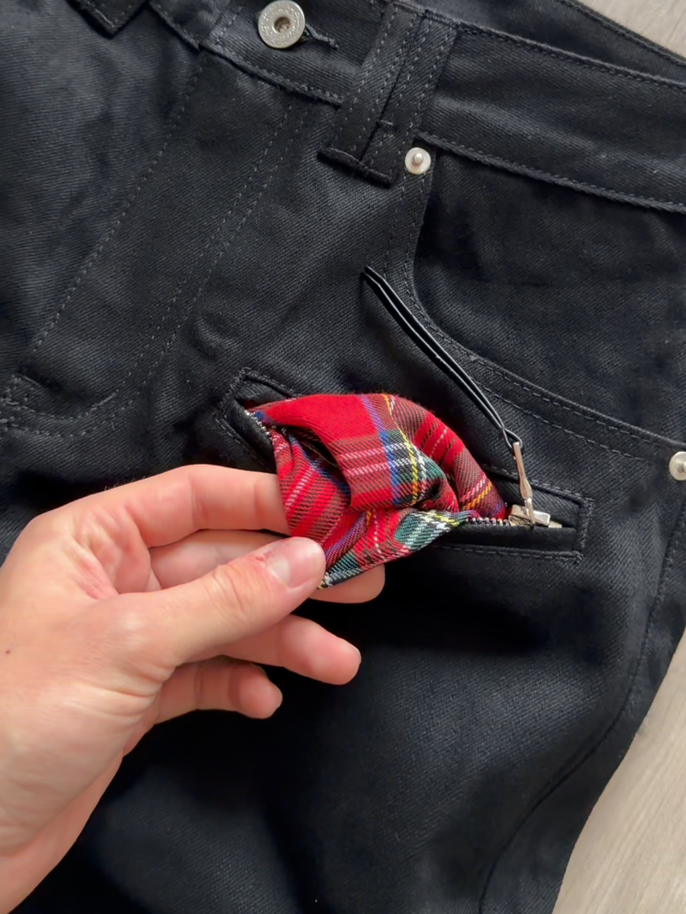 PLAID ZIP POCKET BOOTCUT JEANS