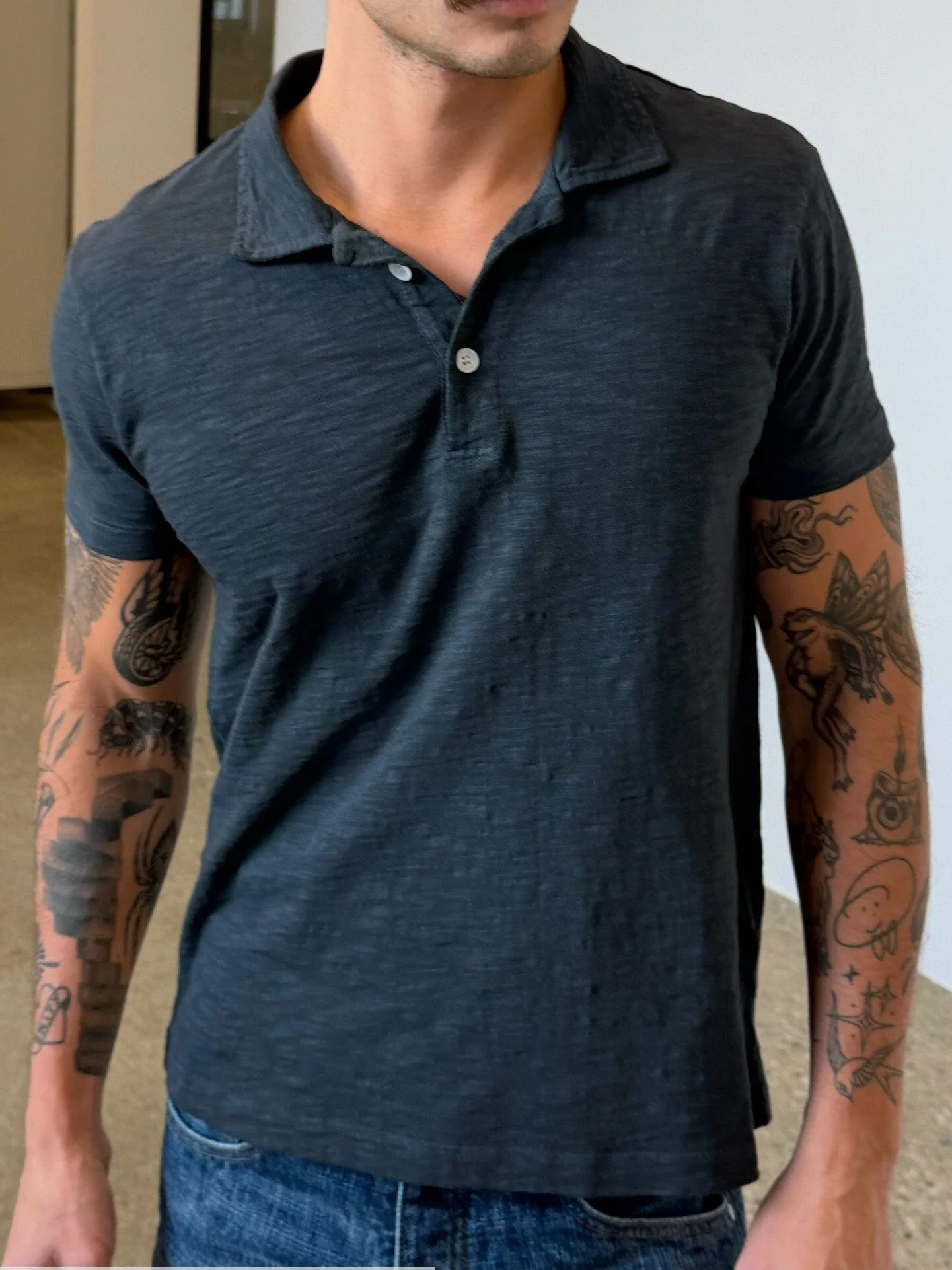 LOS FELIZ CROP MUSCLE POLO