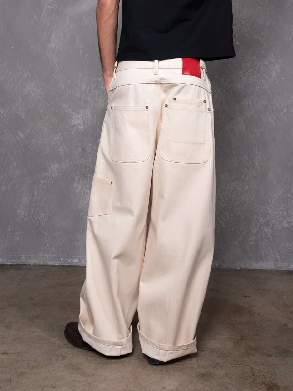 TWISTED DENIM