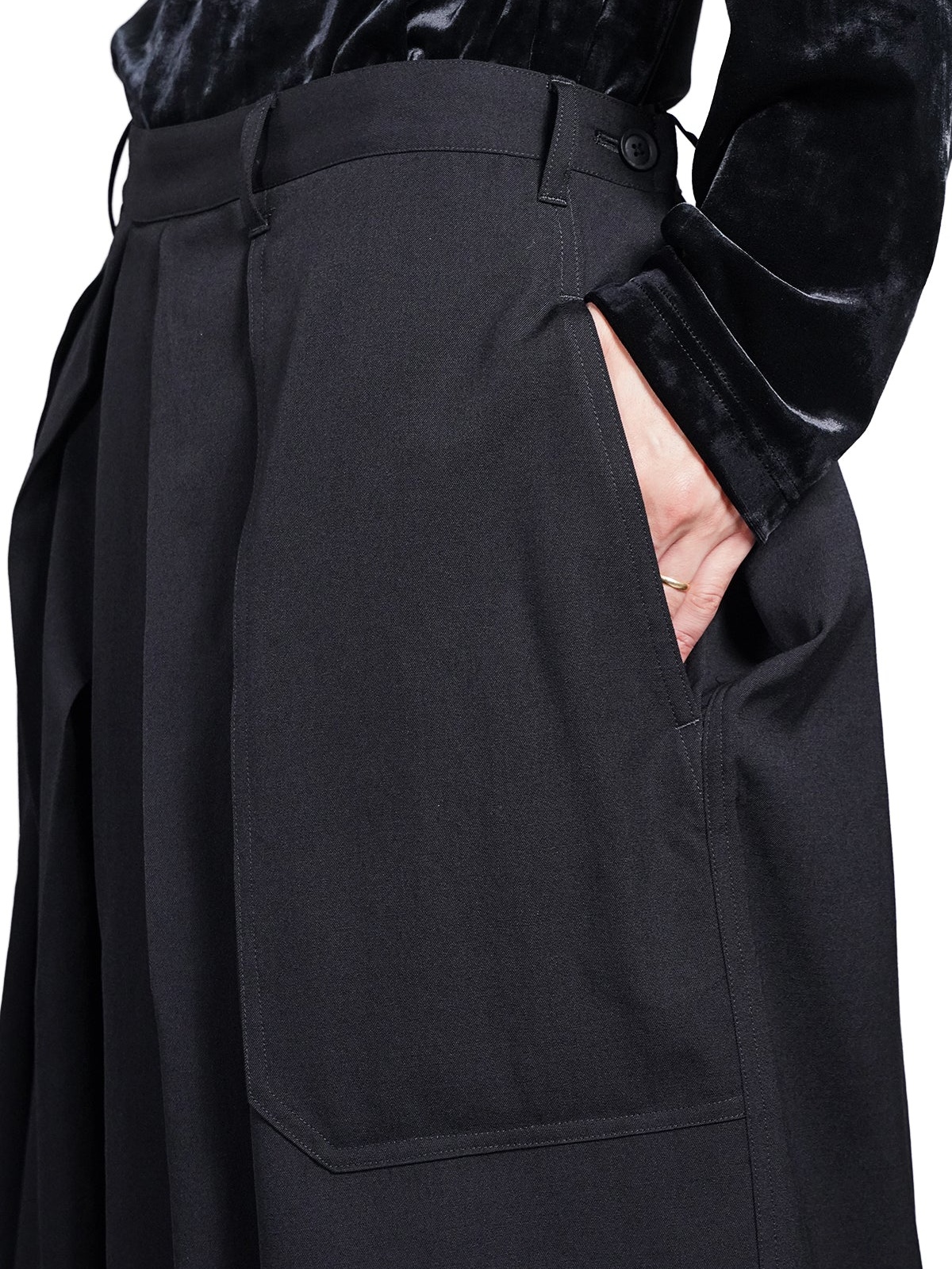WOOL GABARDINE HAKAMA PANTS