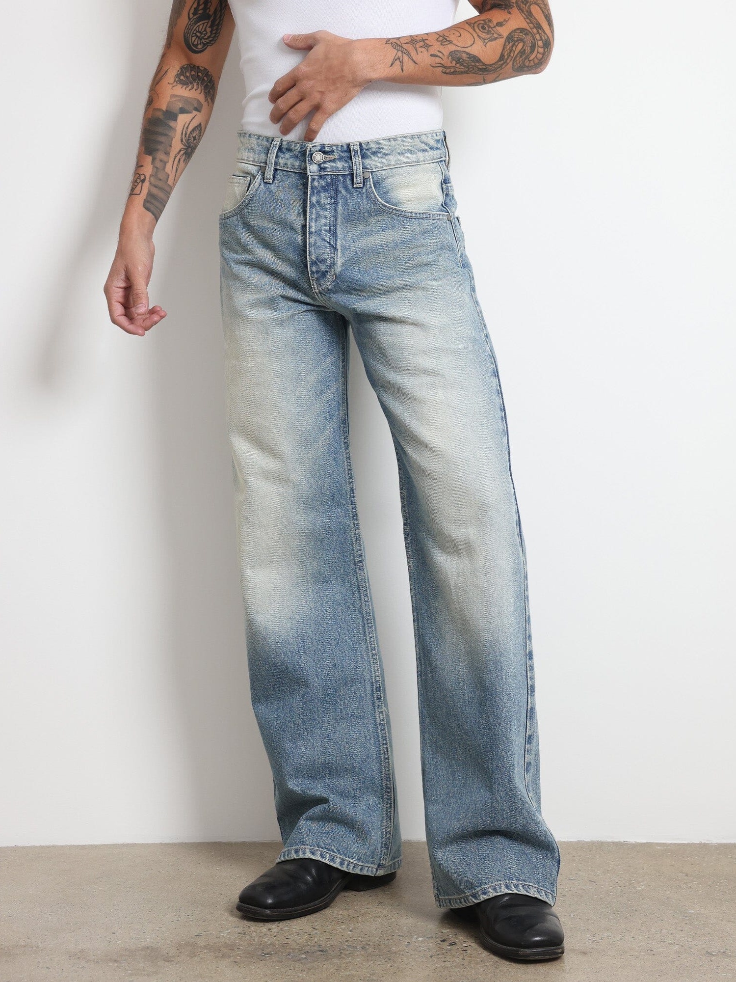 TOKYO CLASSIC BOOTCUT JEANS