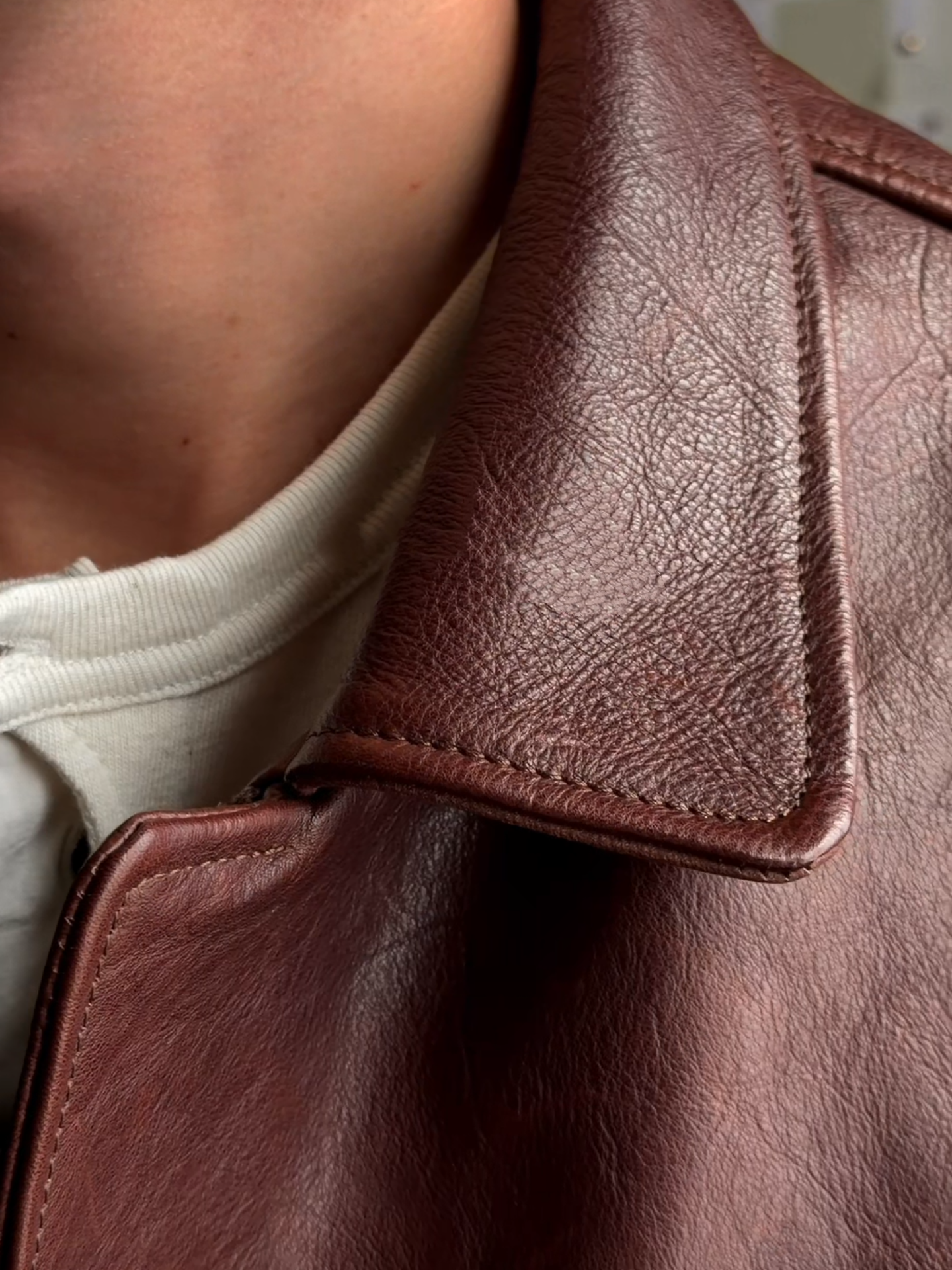 THE BOMBER LEATHER JACKET