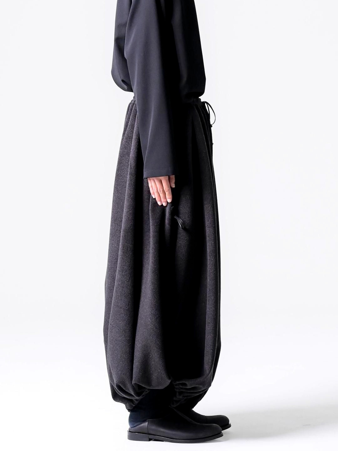 ANGORA WOOL BALLOON PANTS