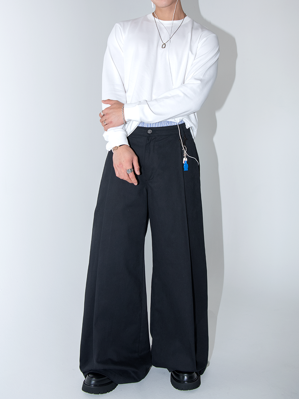 15OZ PLEATED BAGGY JEANS