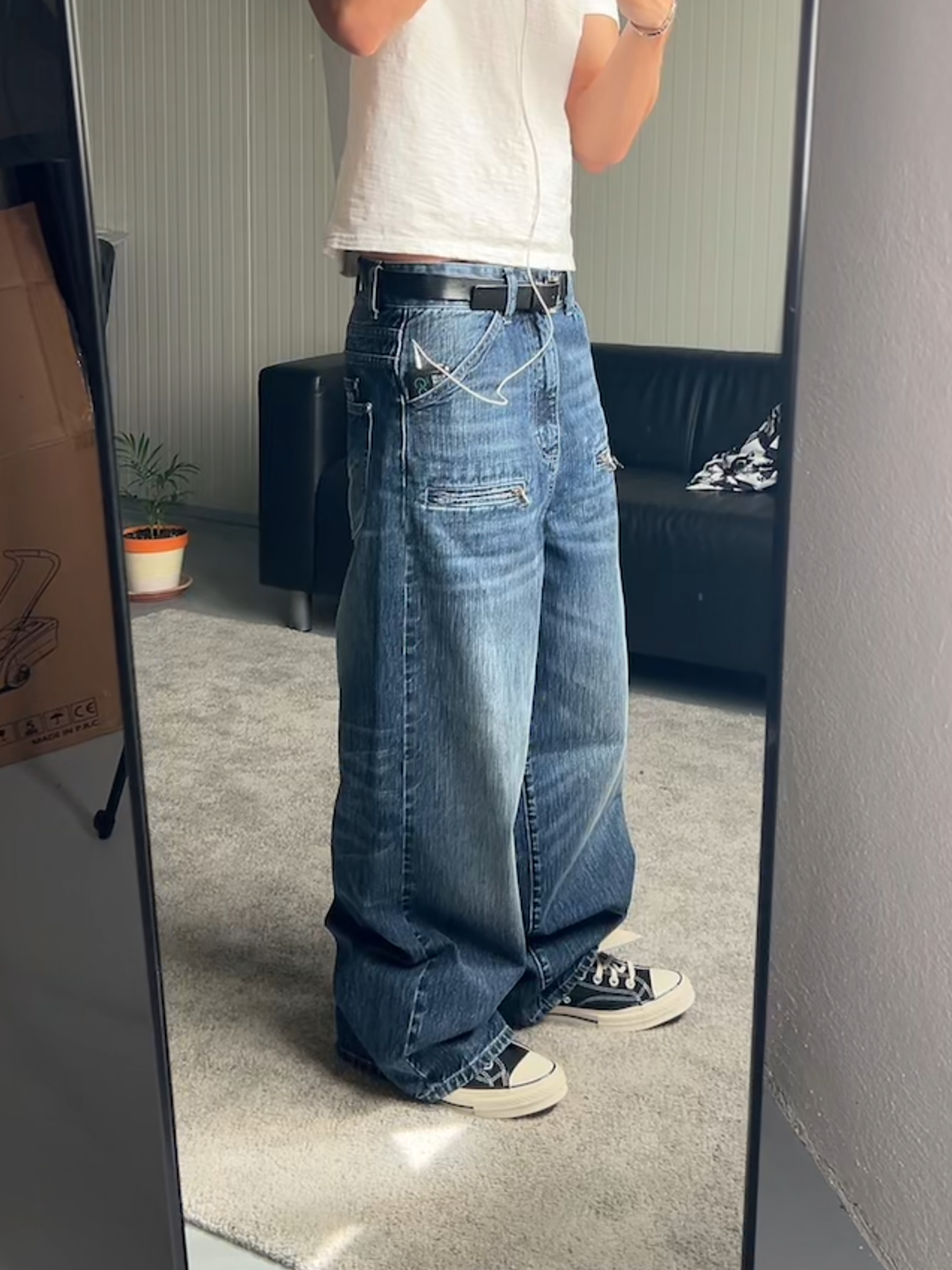VINTAGE WASHED ZIP JEANS