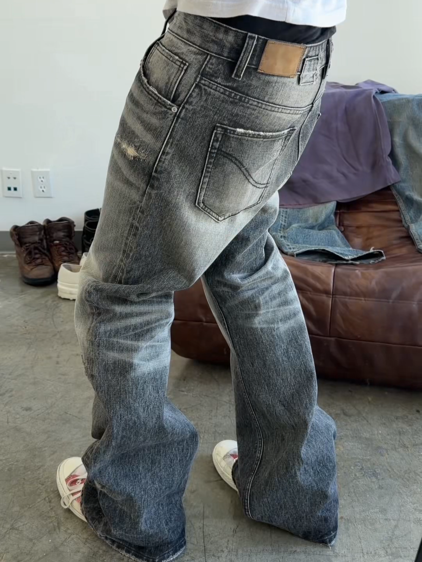 "ECHO" WASHED BOOTCUT DENIM