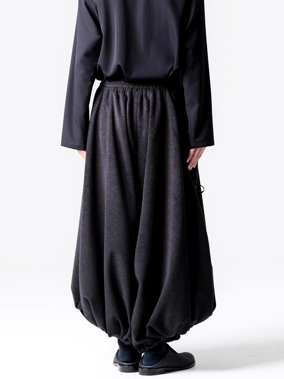 ANGORA WOOL BALLOON PANTS