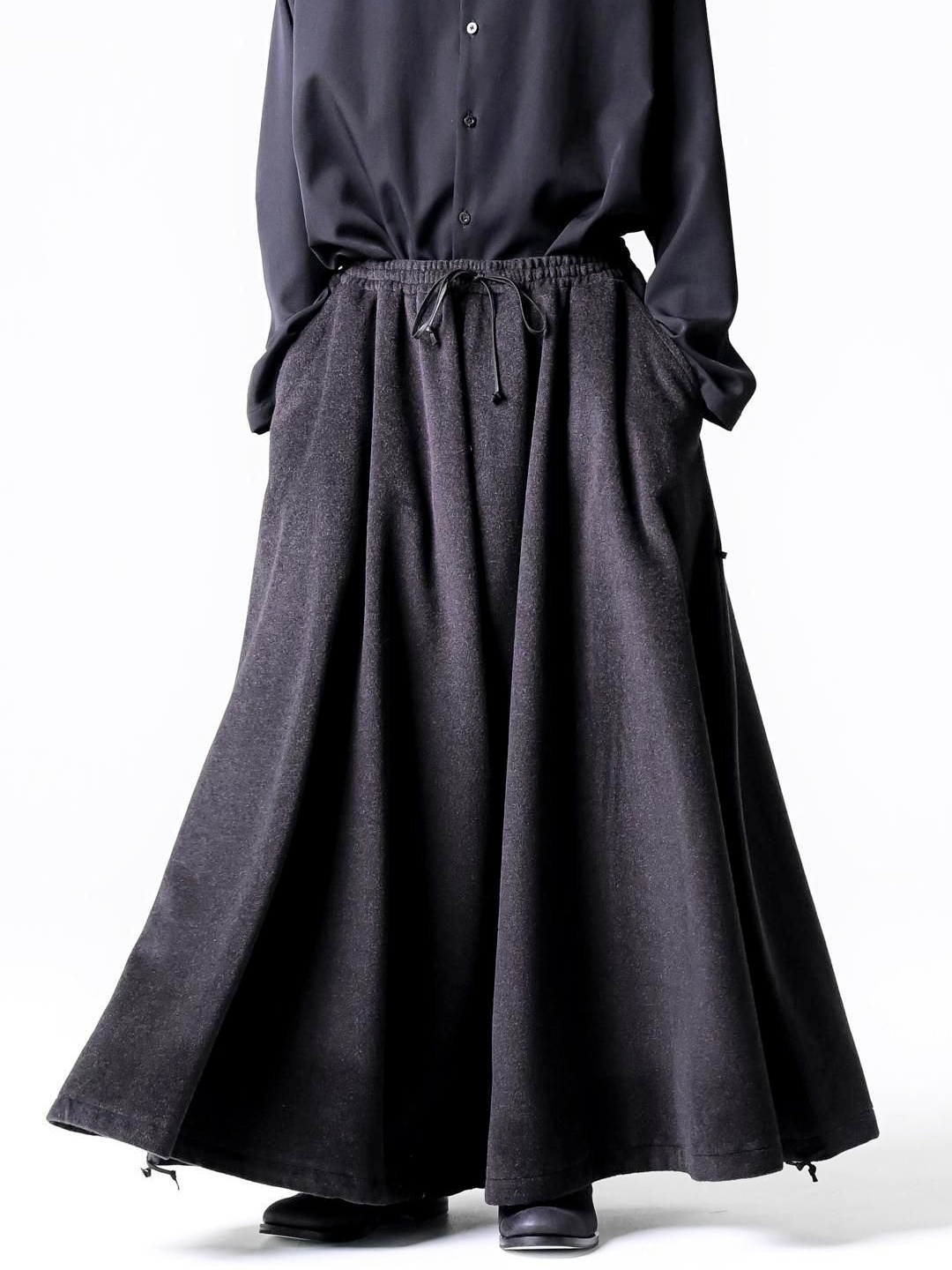 ANGORA WOOL BALLOON PANTS