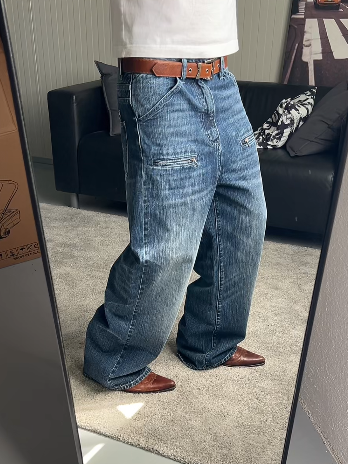 VINTAGE WASHED ZIP JEANS