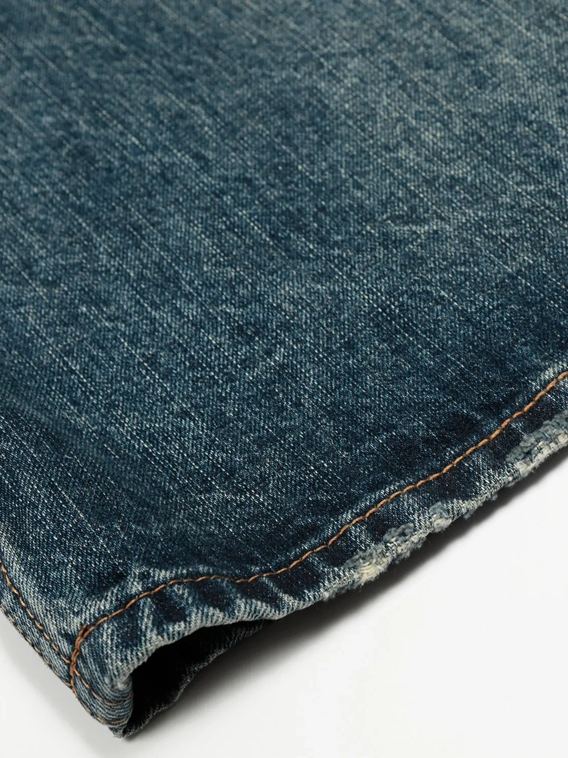 VINTAGE DISTRESSED BAGGY JEANS