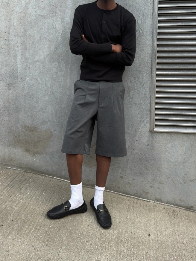 BAGGY SUIT SHORTS