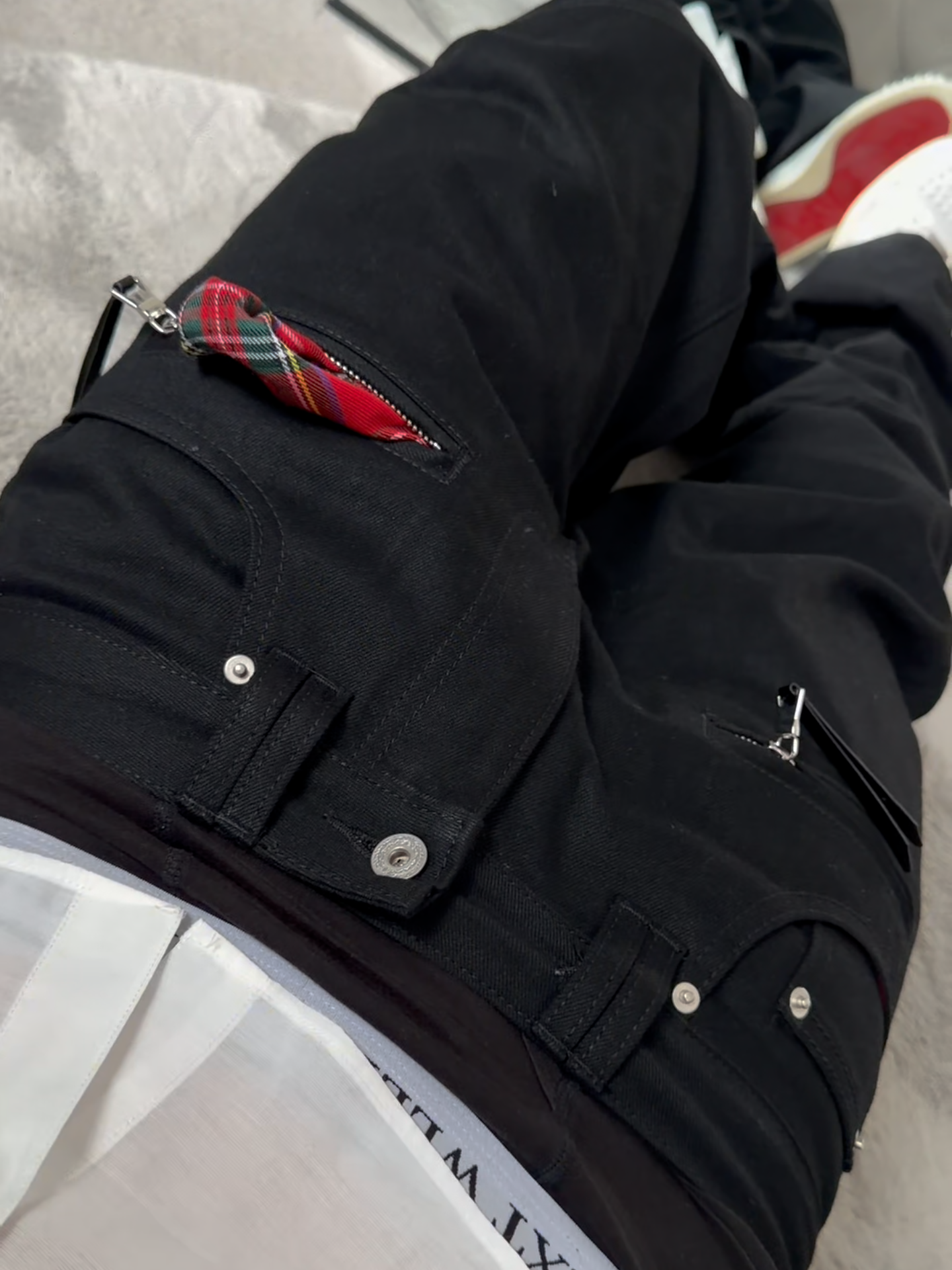 PLAID ZIP POCKET BOOTCUT JEANS