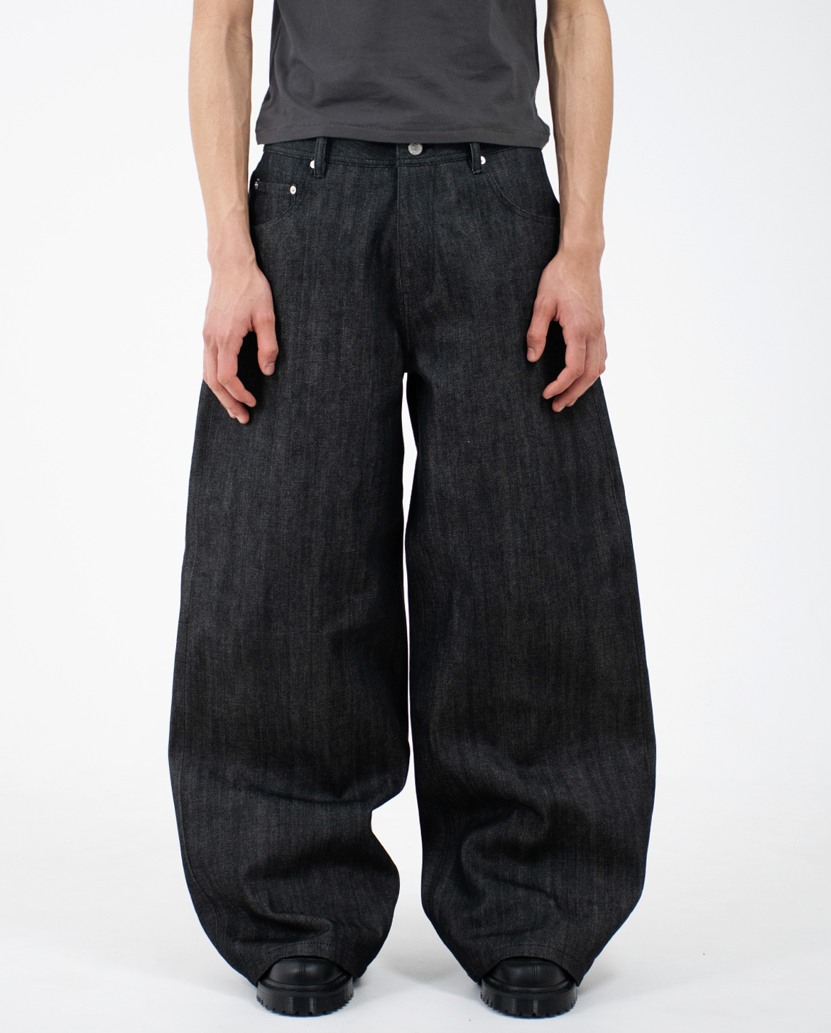 OKAYAMA RAW SELVEDGE BAGGY JEANS