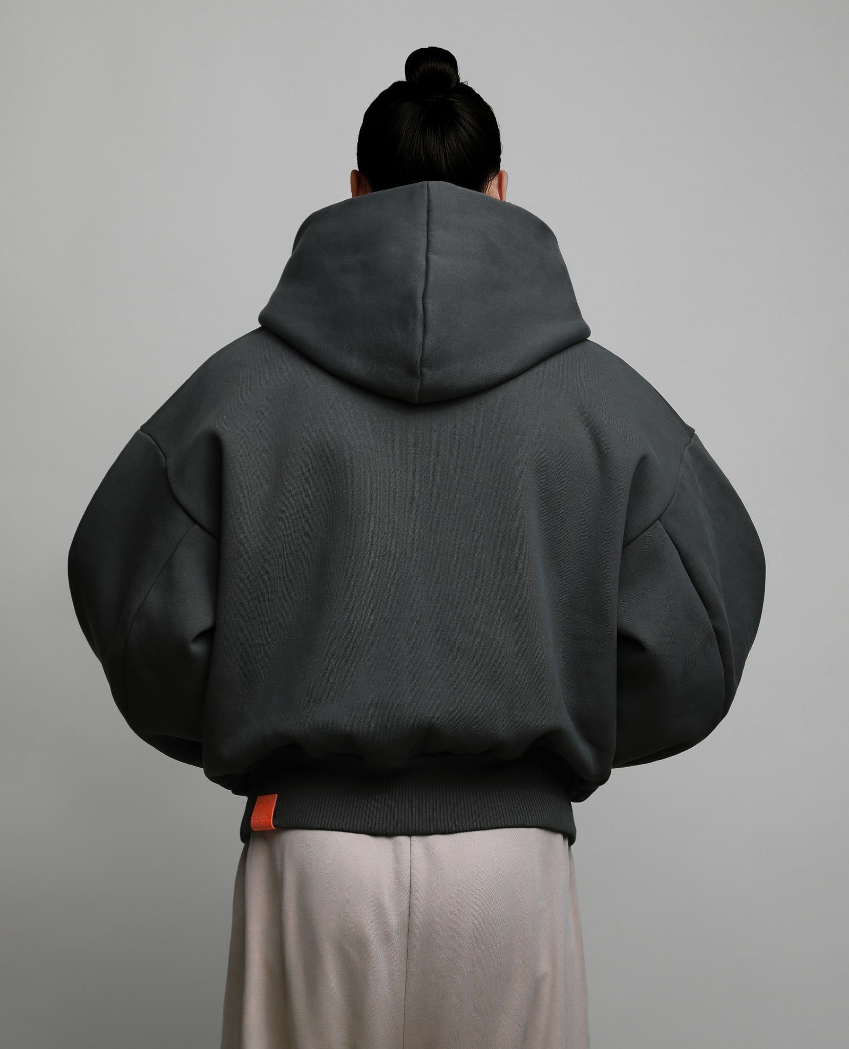 MONOCHROME ZIP-UP HOODIE | CHARCOAL