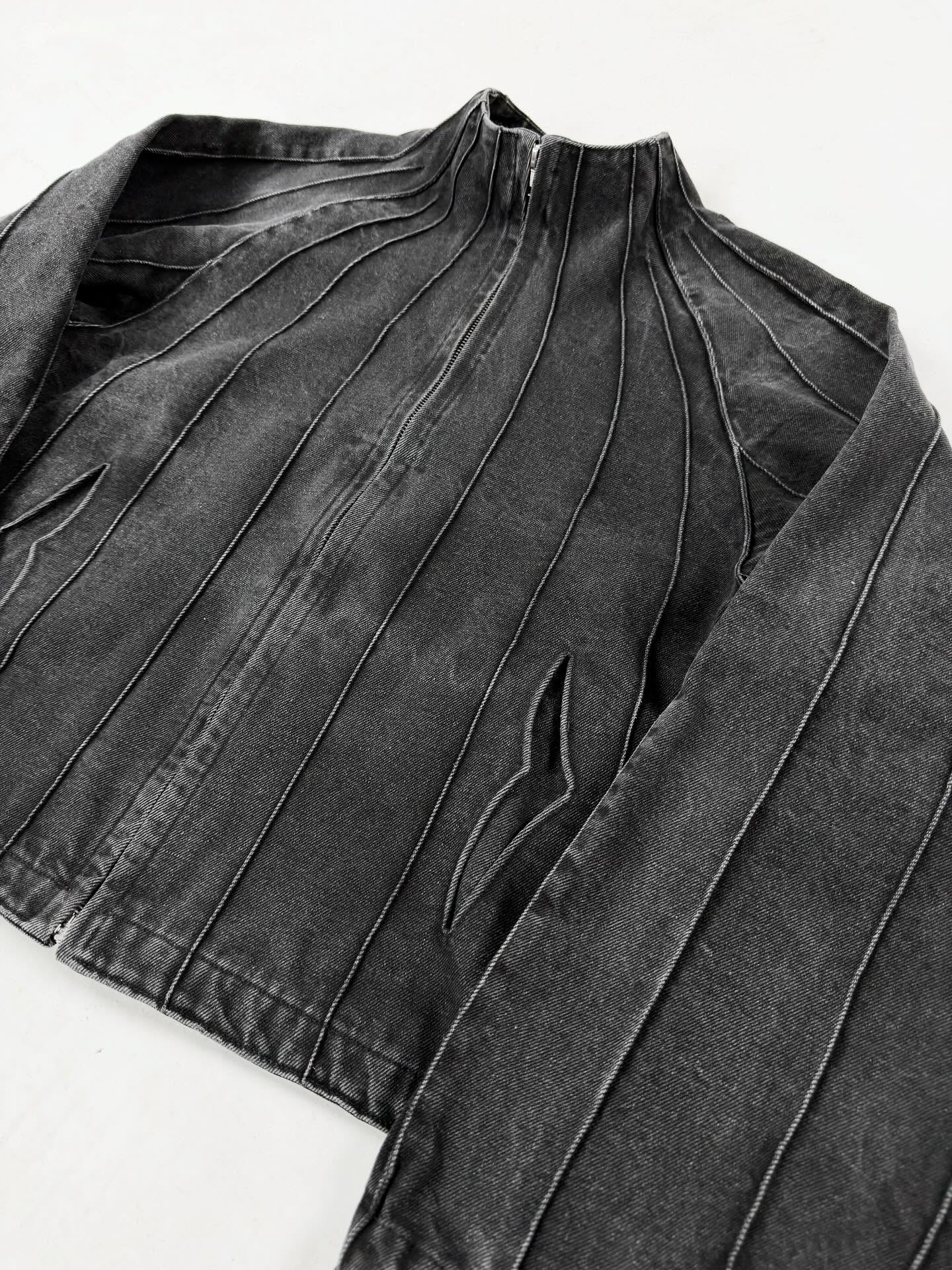 STONEWASH PLEAT DENIM JACKET