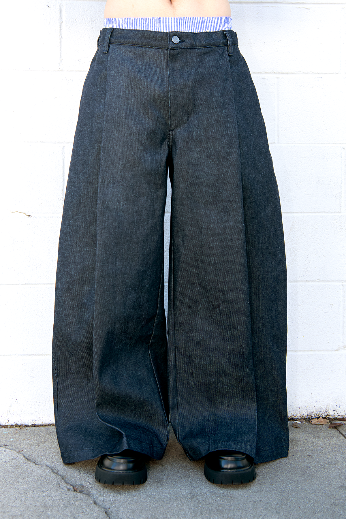 15OZ PLEATED BAGGY JEANS