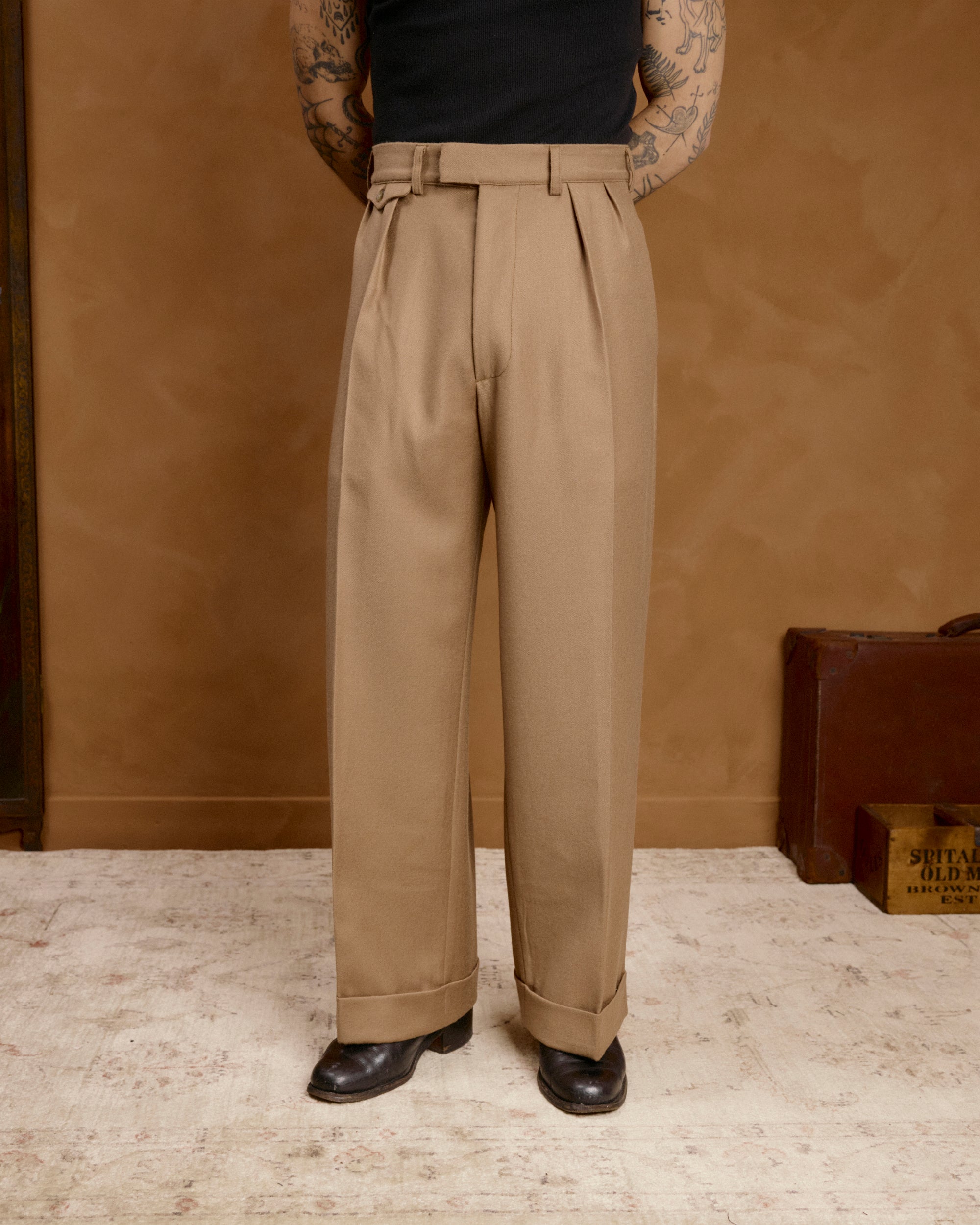 VINTAGE WOOL PLEATED TROUSERS