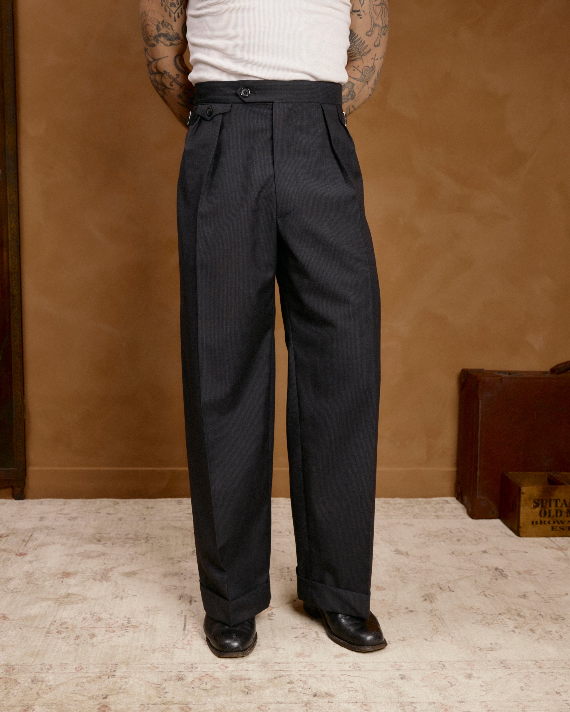 VINTAGE WOOL PLEATED TROUSERS