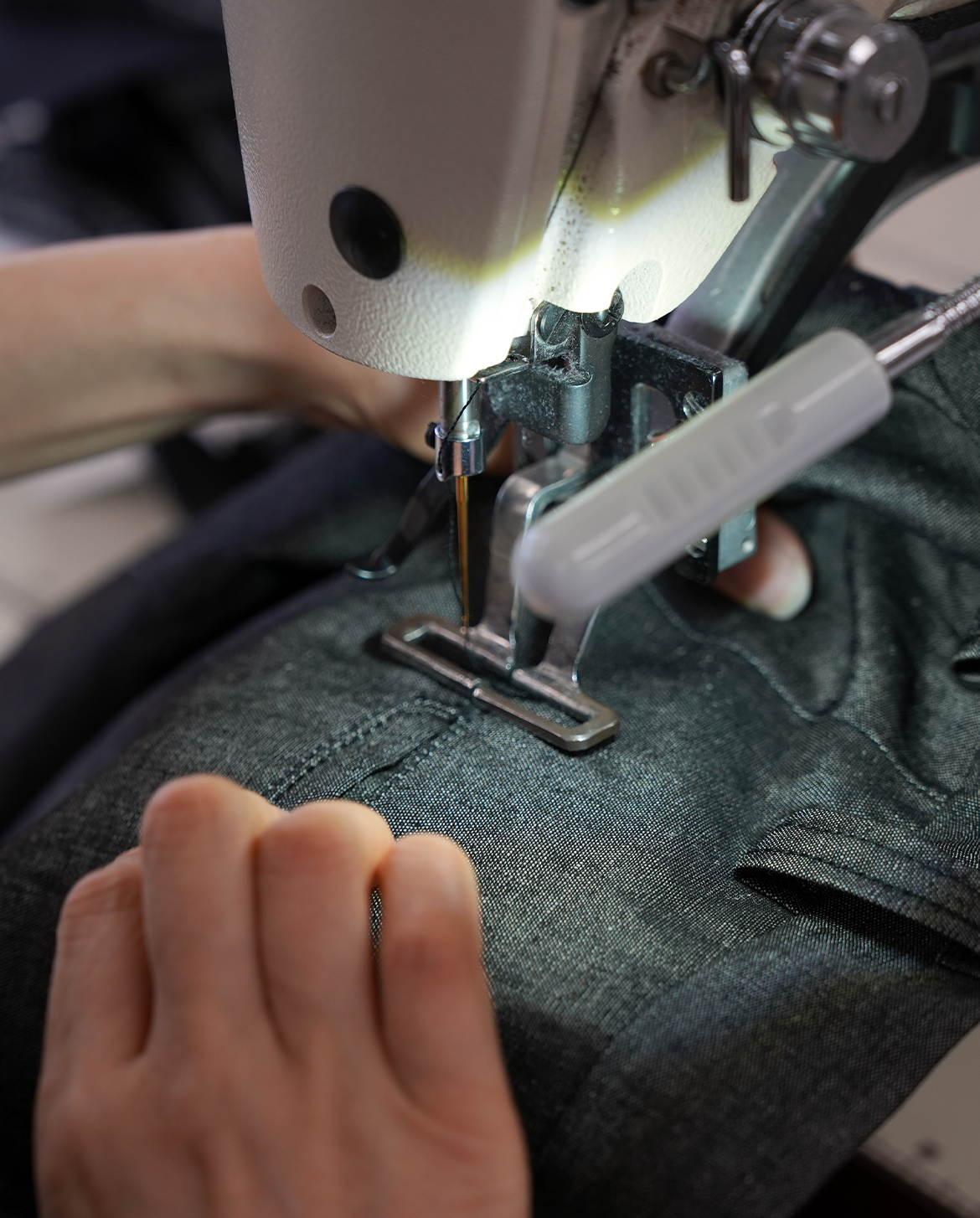 OKAYAMA LINEN PLEATED TROUSERS