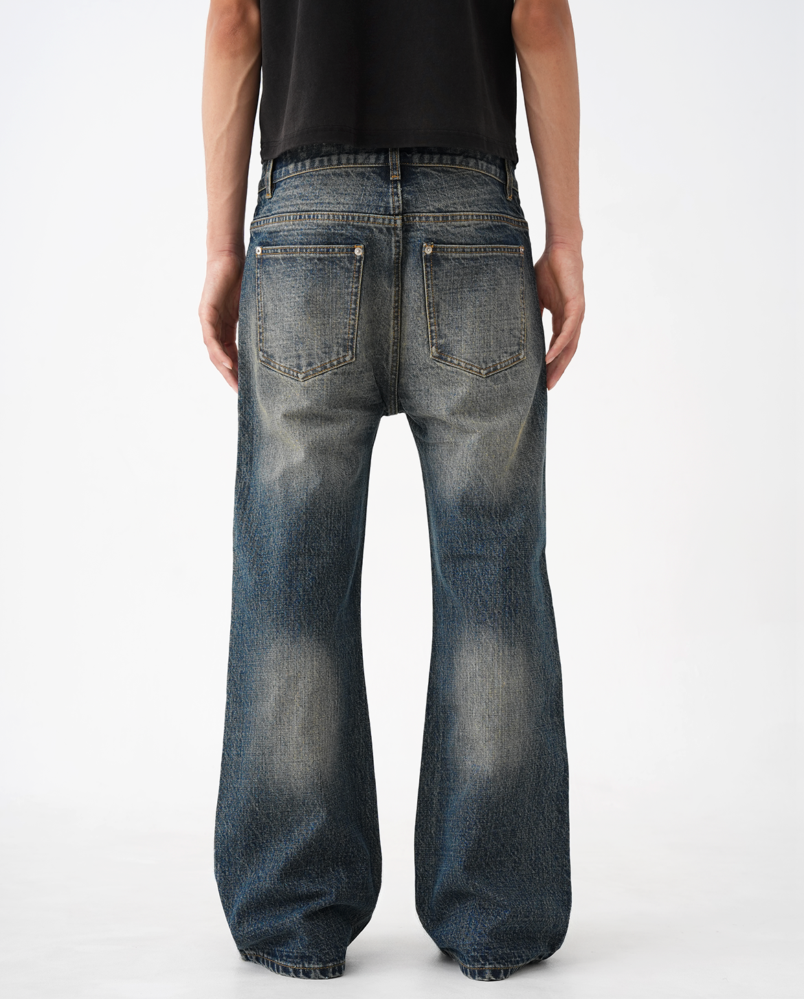 FUKA SELVEDGE LOOSE FIT JEANS