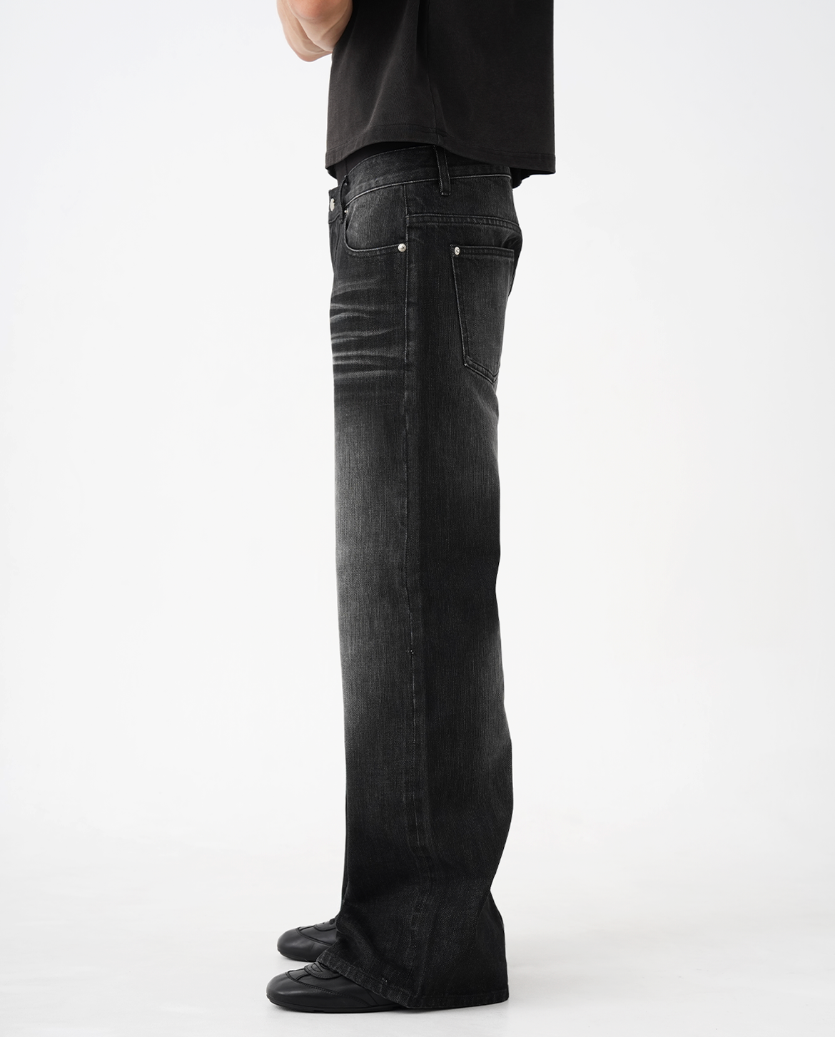 FUKA SELVEDGE LOOSE FIT JEANS