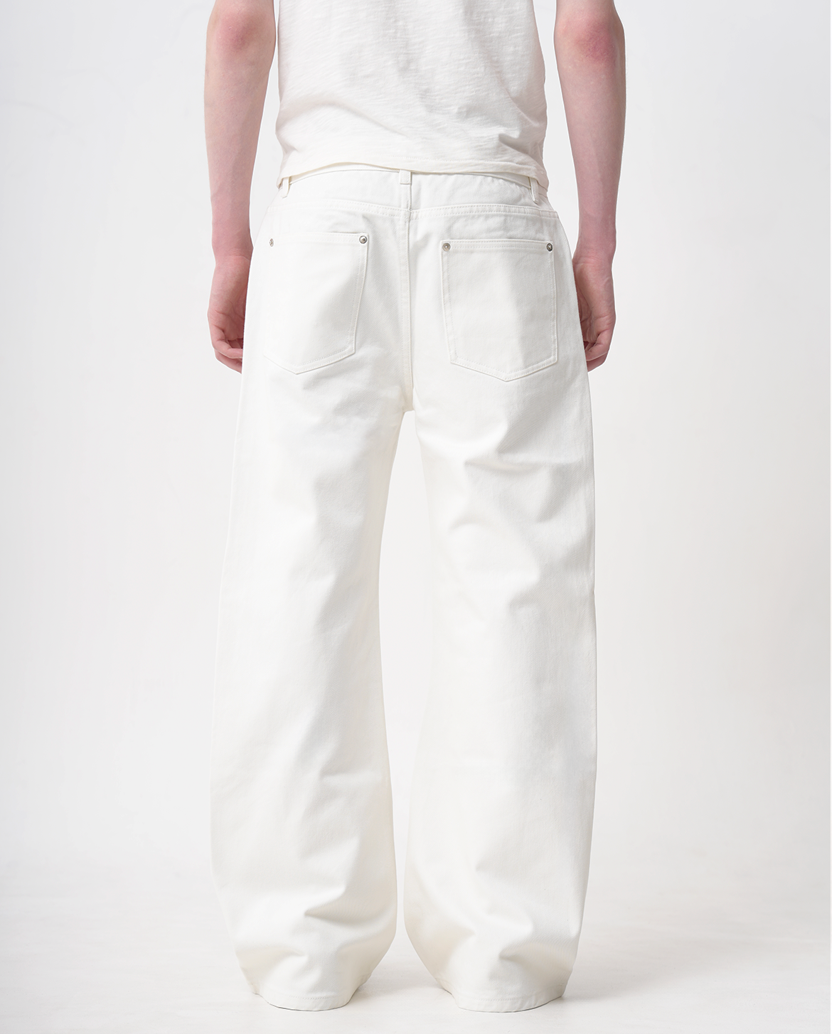 RAW SELVEDGE BOOTCUT JEANS