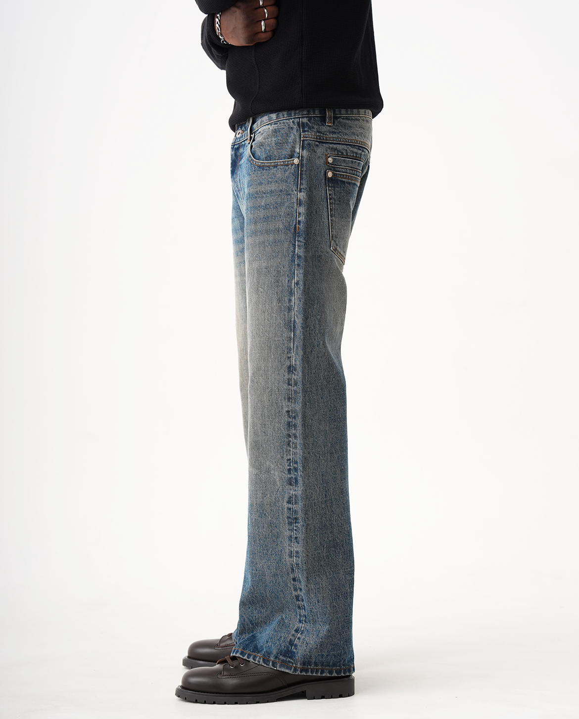 15 OZ WASHED BOOTCUT JEANS