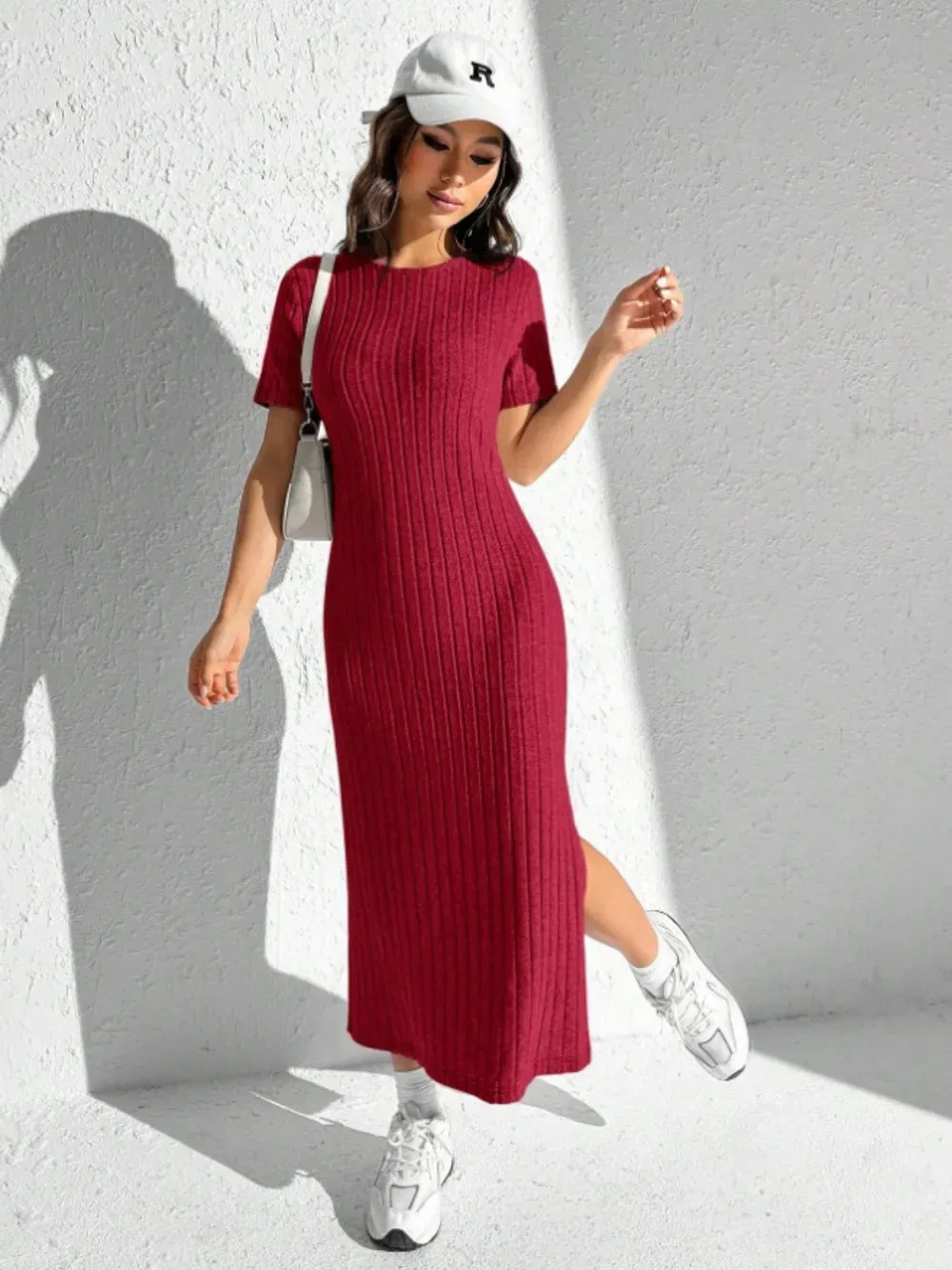 Slit Round Neck Short Sleeve Sweater Dress-vkxiaodian