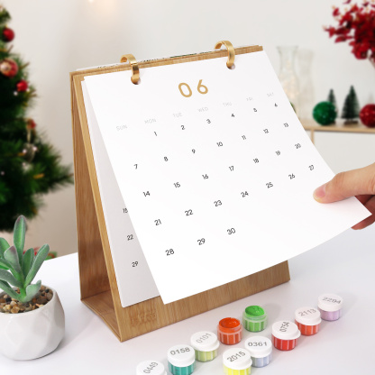 Christmas Elements Calendar Set 2026