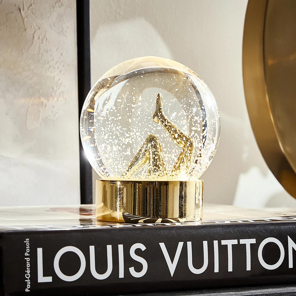 Golden Legs Globe