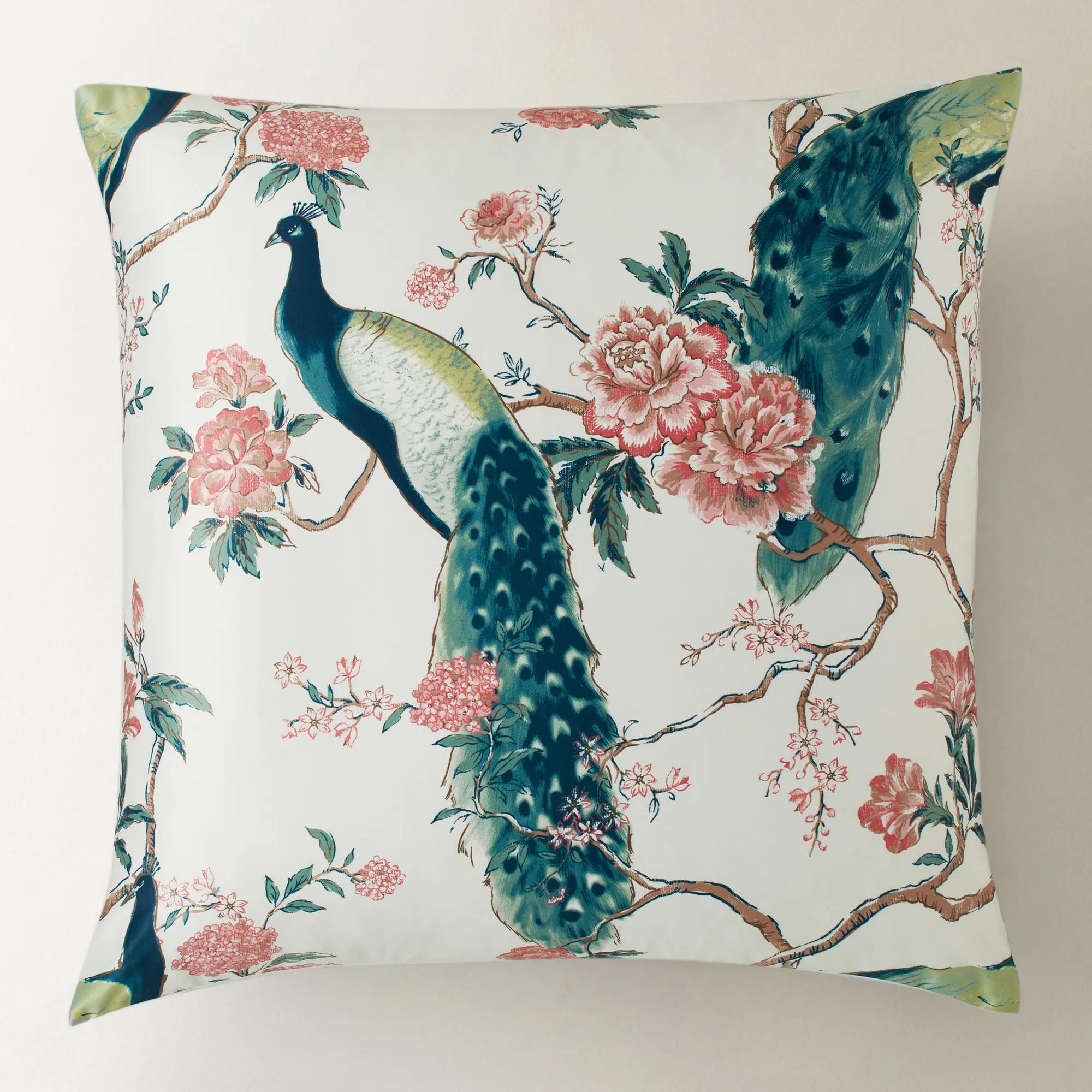 Pavo Bedding - Ivory