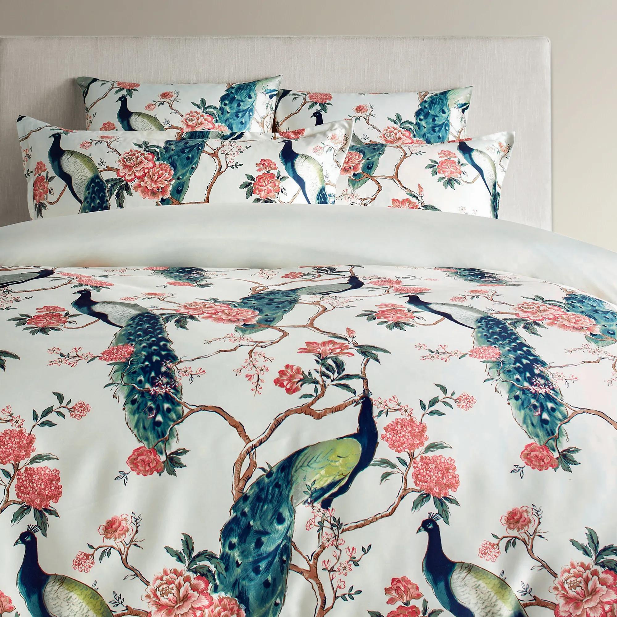 Pavo Bedding - Ivory