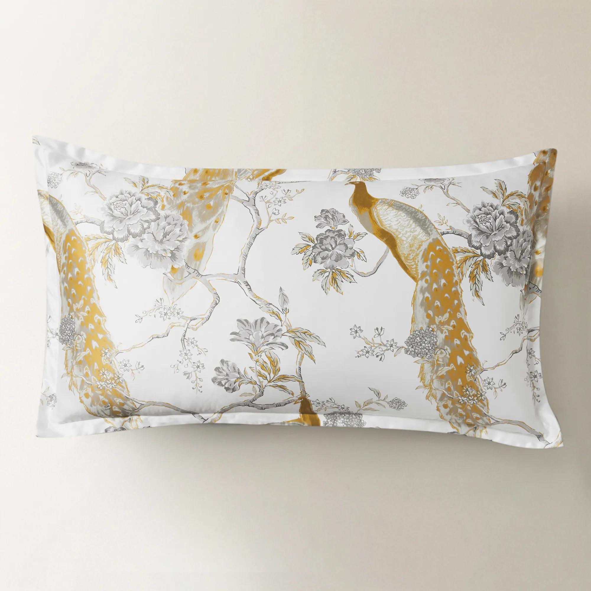 Pavo Bedding - Ivory/Gold