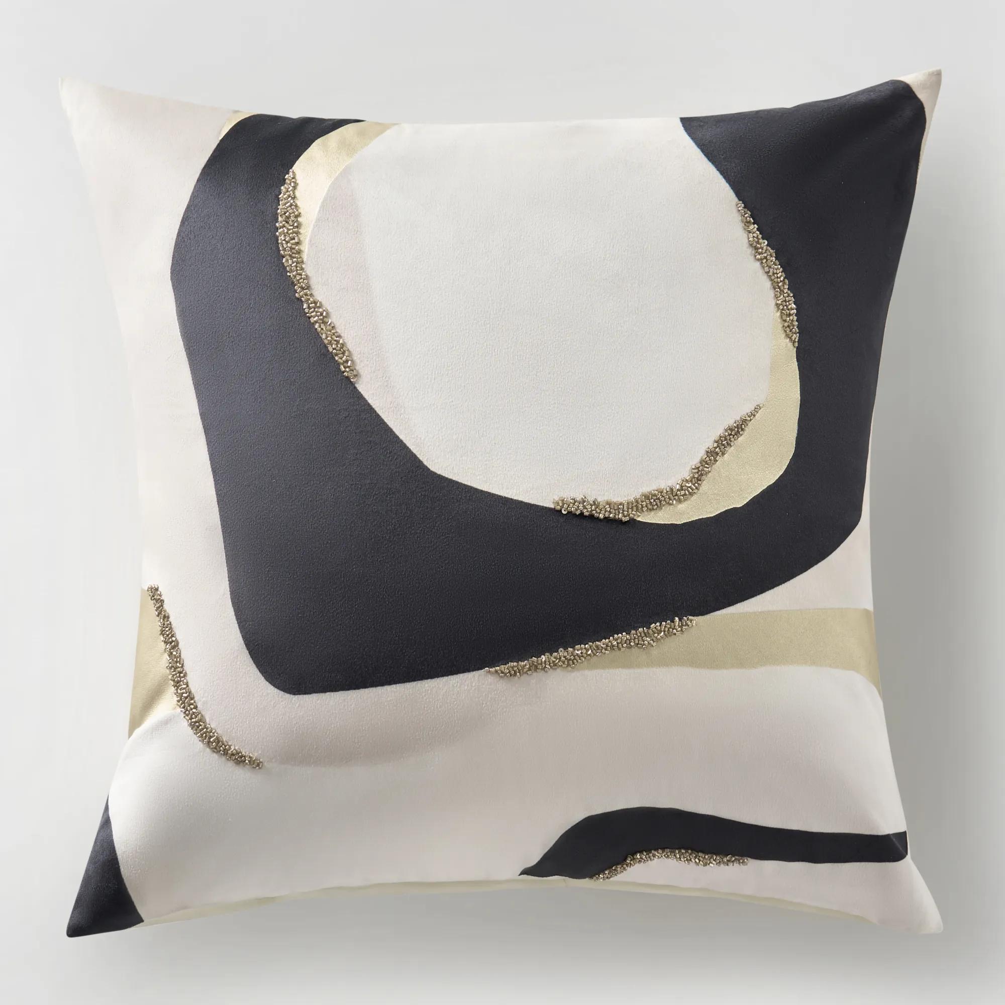 Nova Pillow 20"