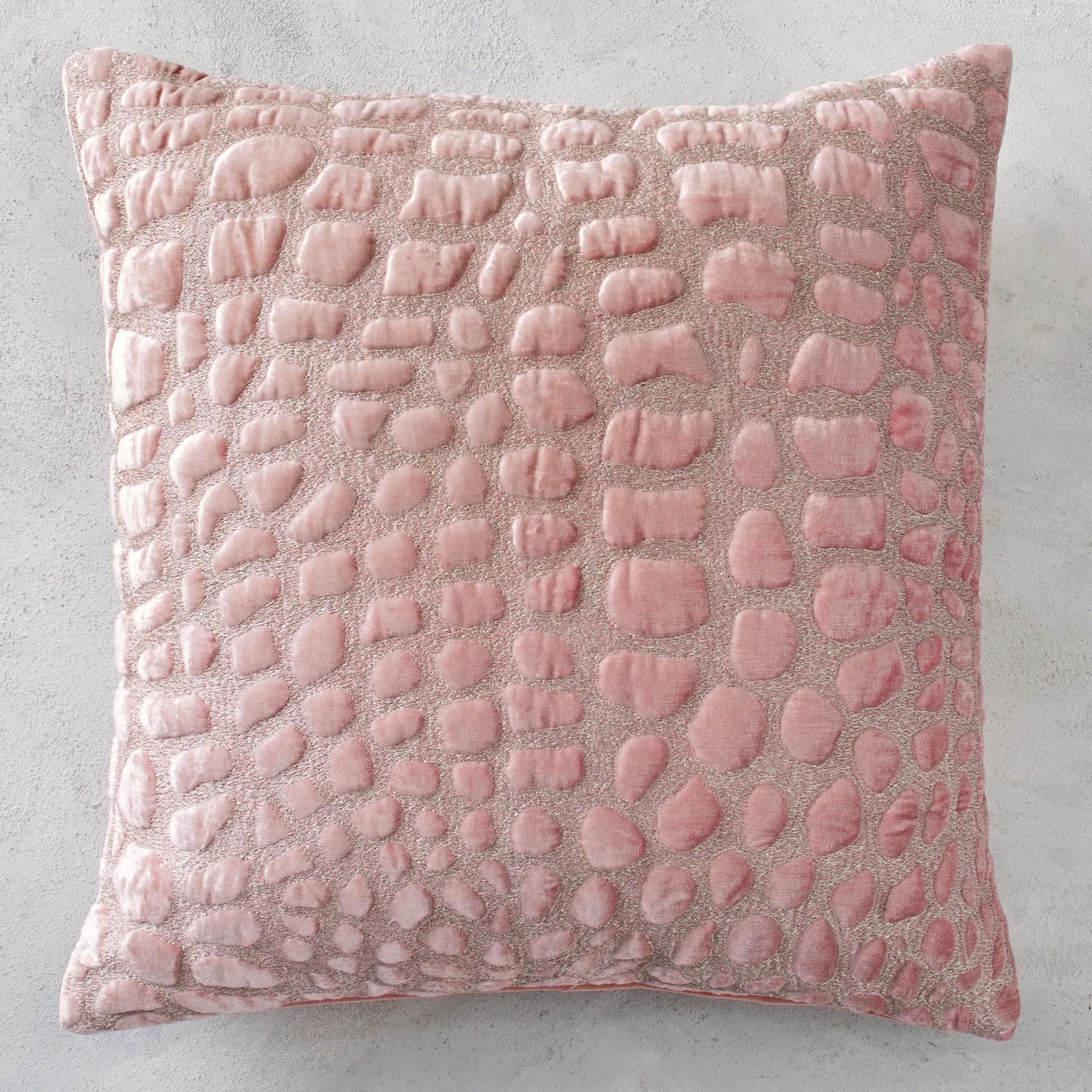 Lenexa Pillow 22
