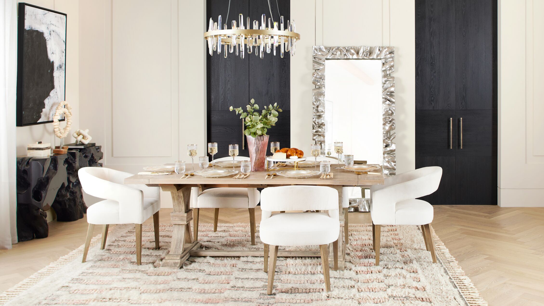 <p style='color:black'></p>