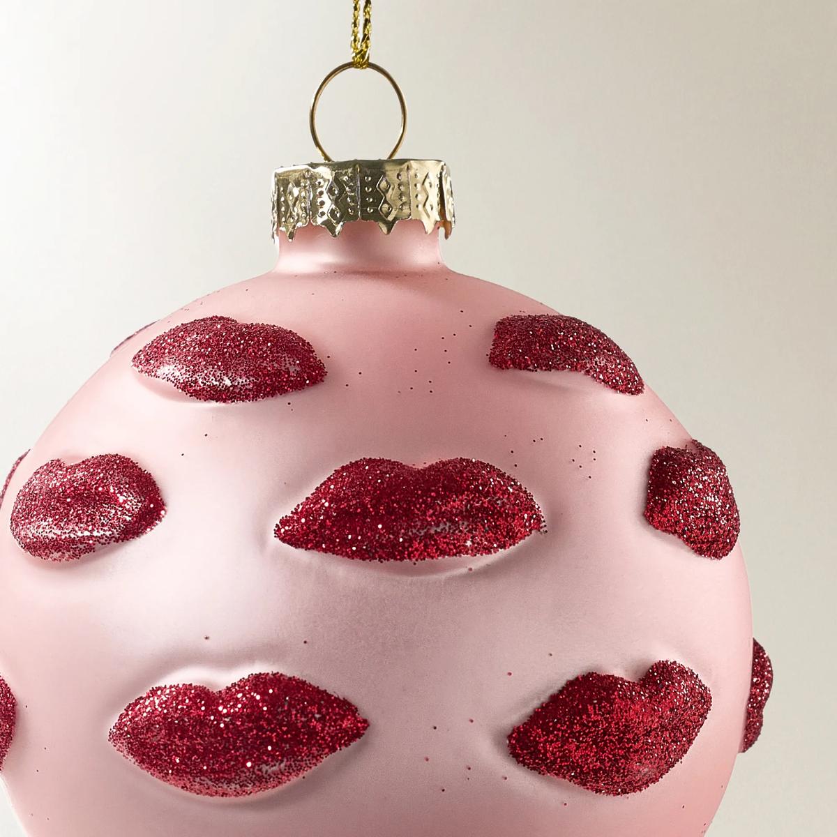 Kisses Glass Ornament - Set of 6