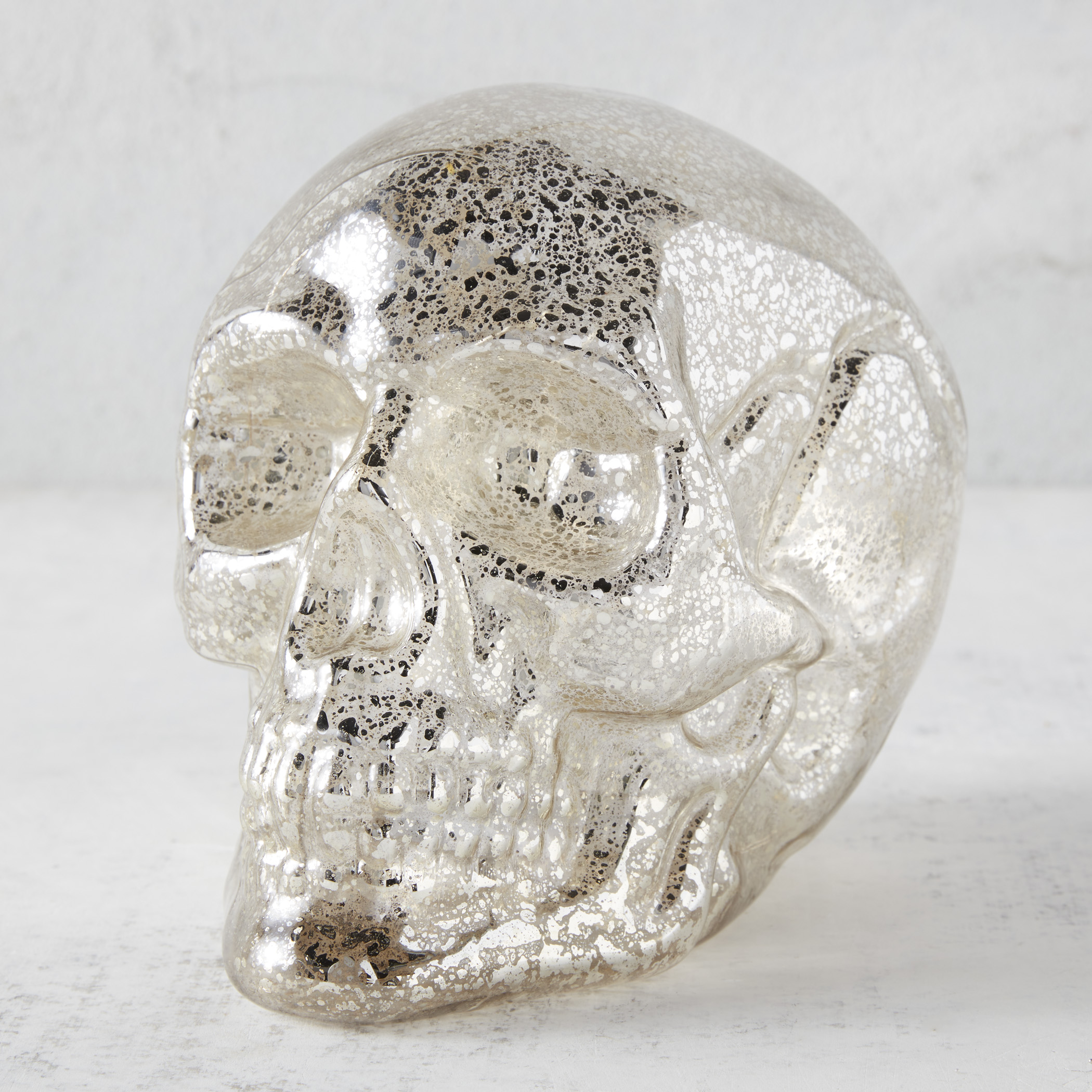 LED Glass Skull