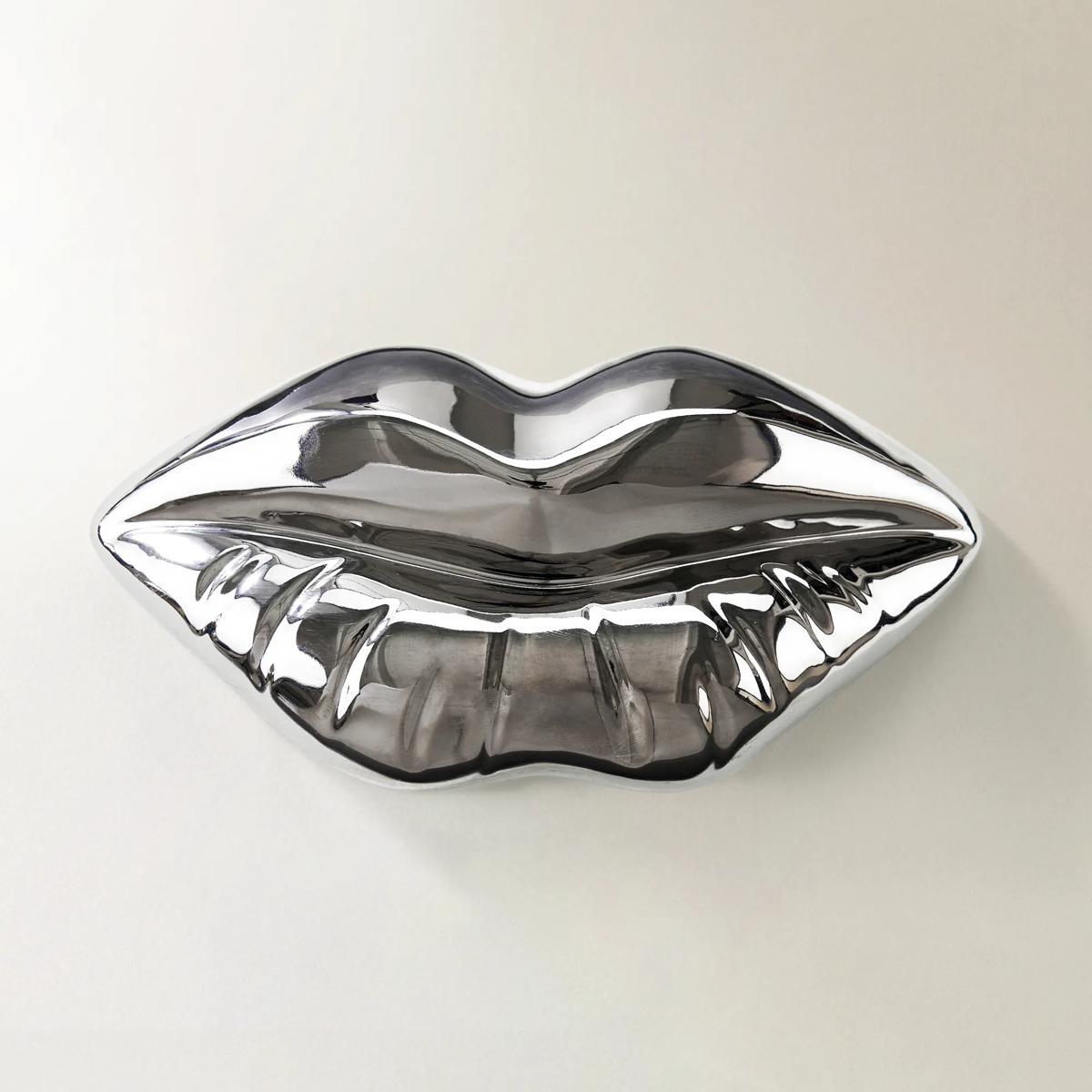 Chrome Lips Object